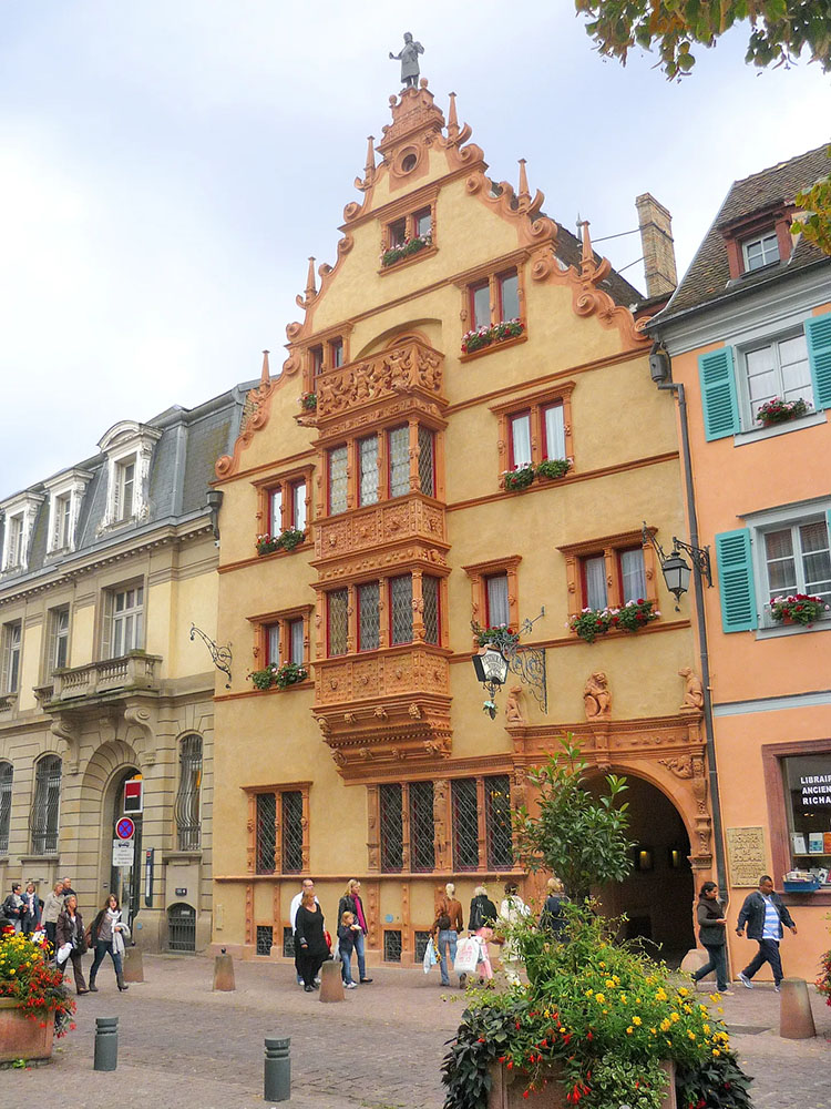 House of Heads facade in Colmar