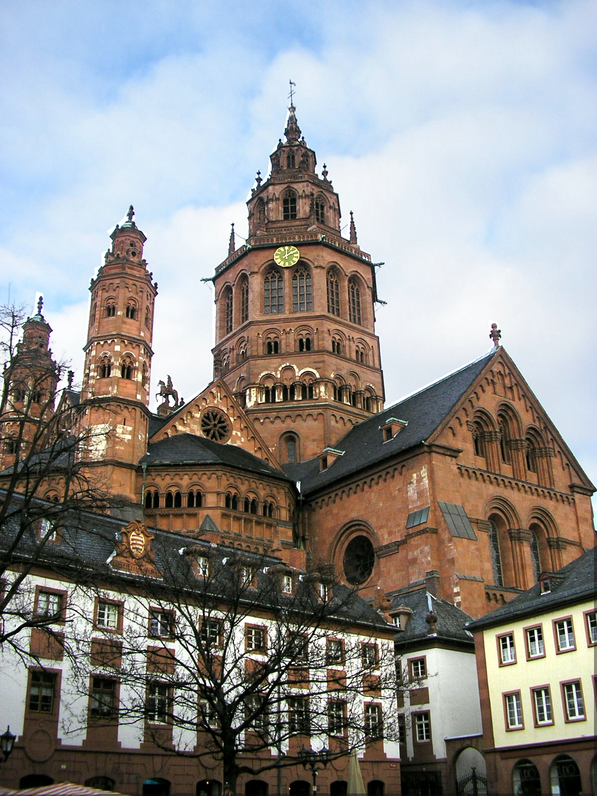 Mainz Cathedral and old town